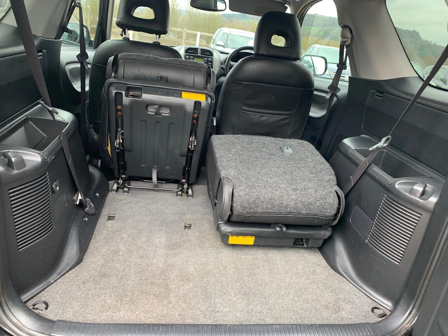 Used Toyota RAV4 2004 for sale - 78029132: Photo 17