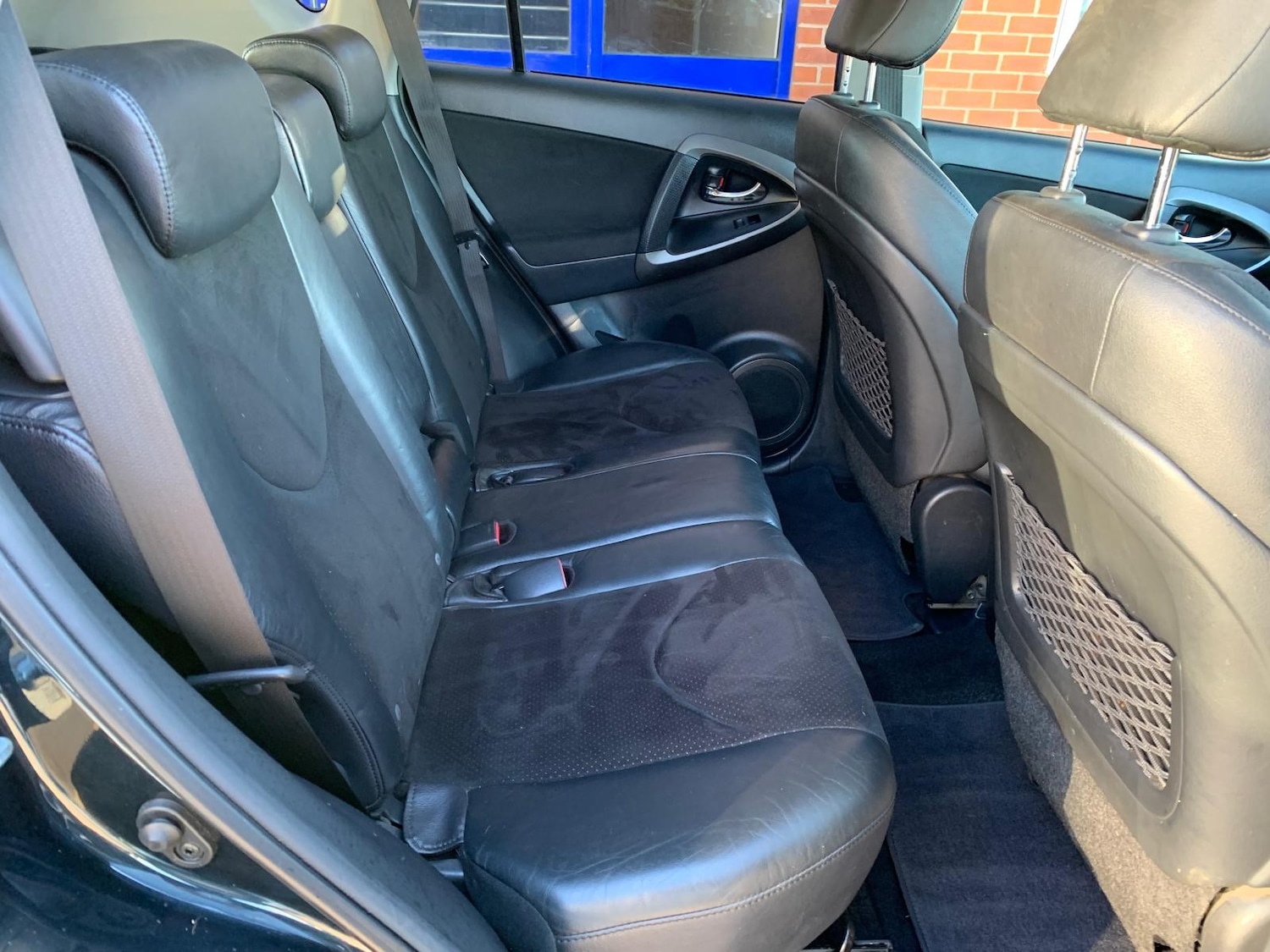 Used Toyota RAV4 2012 for sale - 76641656: Photo 16