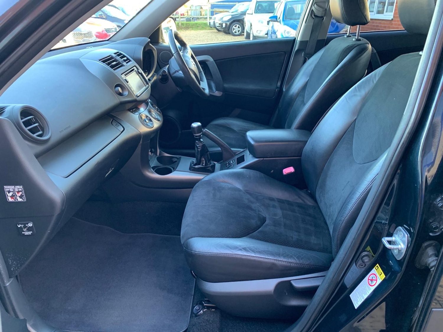 Used Toyota RAV4 2012 for sale - 76641656: Photo 17