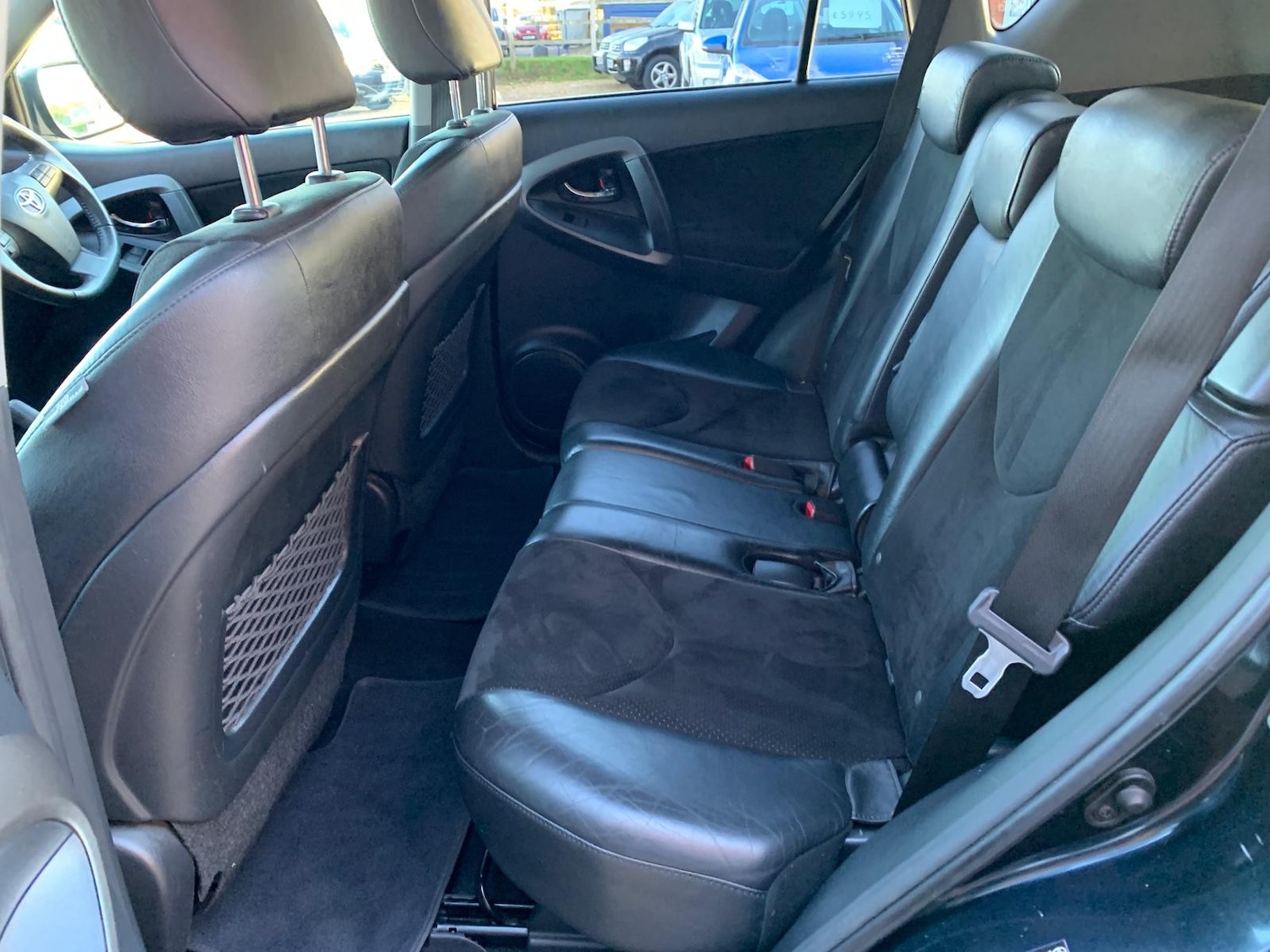 Used Toyota RAV4 2012 for sale - 76641656: Photo 18