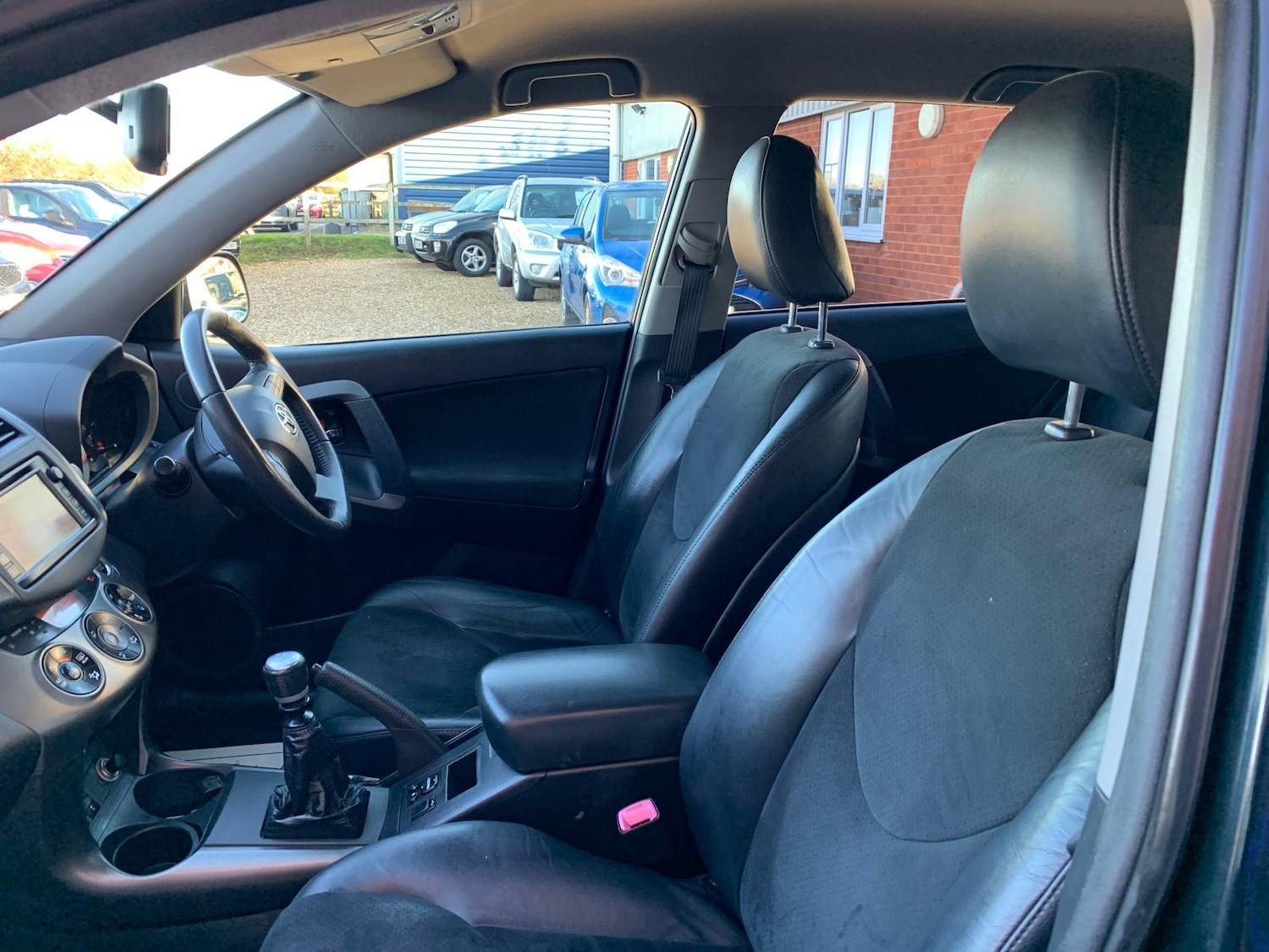 Used Toyota RAV4 2012 for sale - 76641656: Photo 19