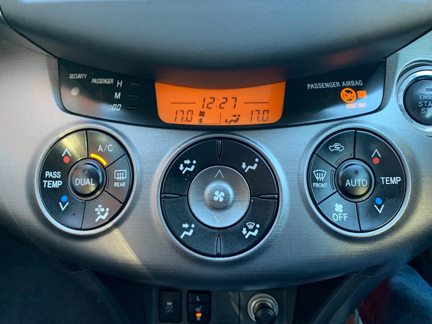 Used Toyota RAV4 2012 for sale - 76641656: Photo 25