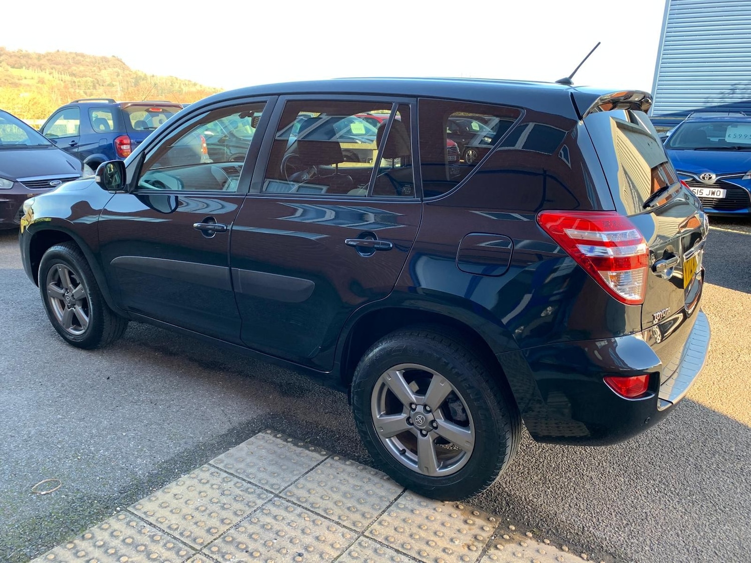 Used Toyota RAV4 2012 for sale - 76641656: Photo 5