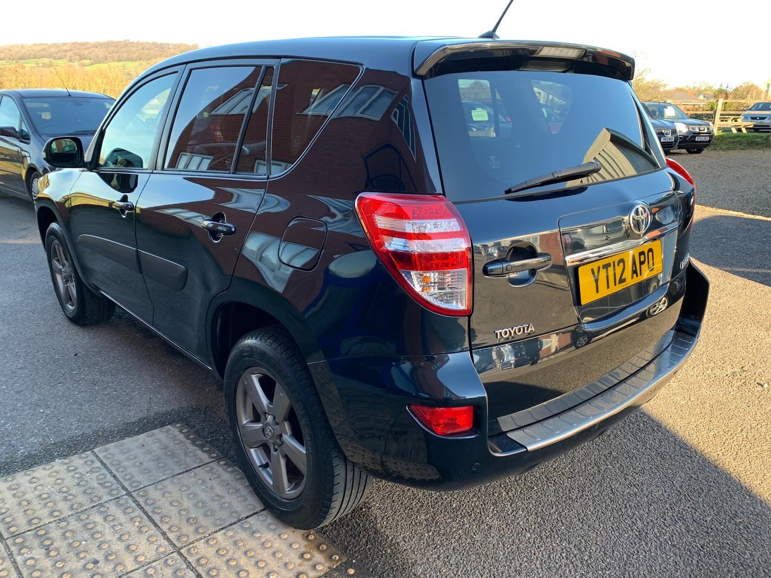 Used Toyota RAV4 2012 for sale - 76641656: Photo 6