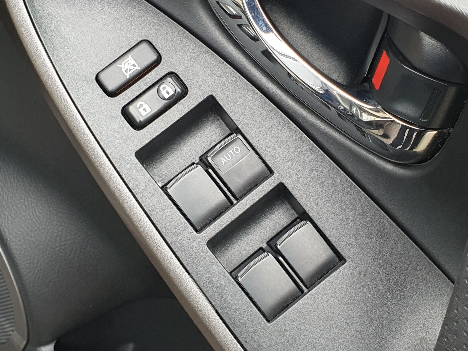 Used Toyota RAV4 2010 for sale - 76422608: Photo 35