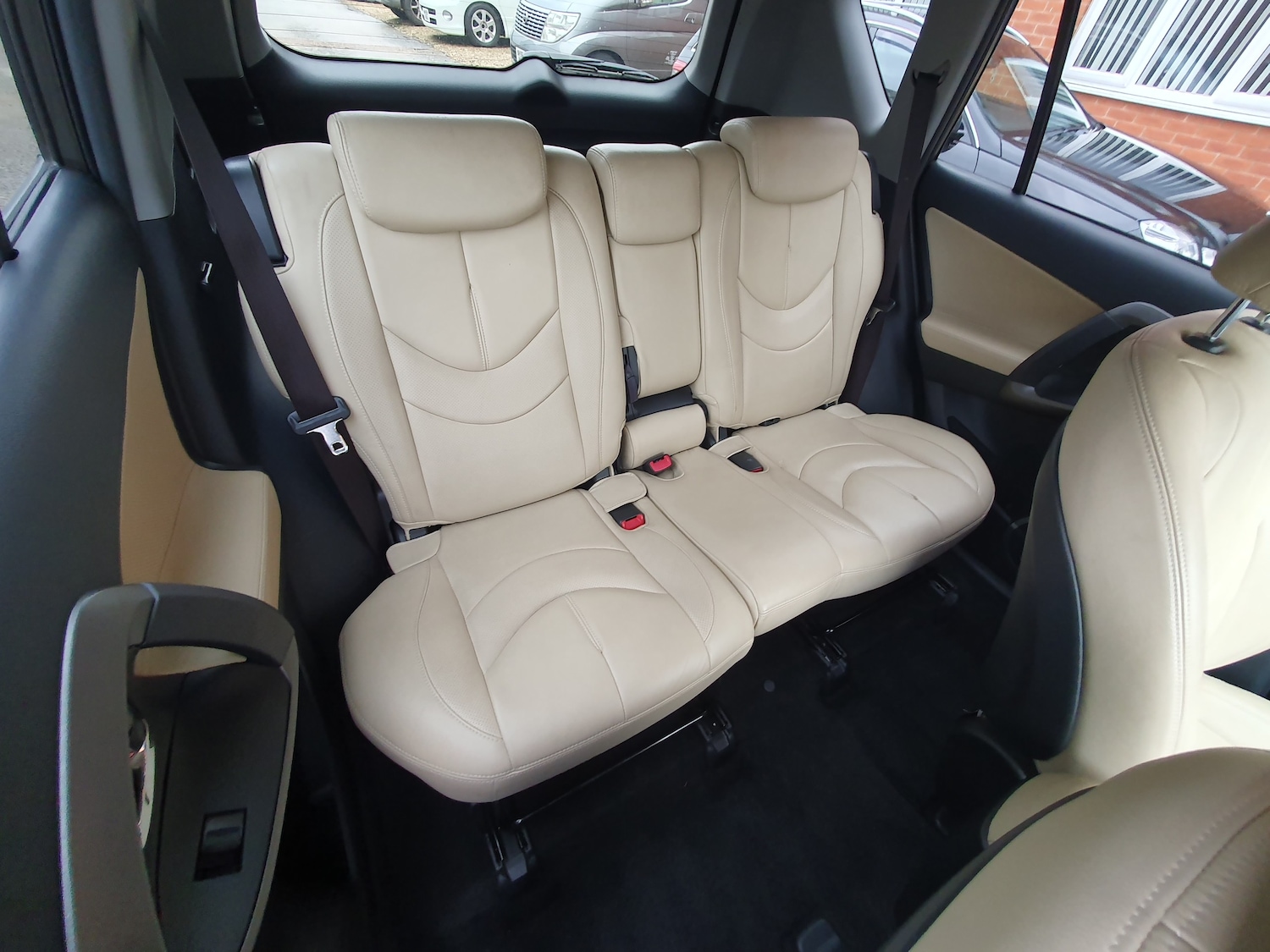 Used Toyota RAV4 2010 for sale - 76422608: Photo 43