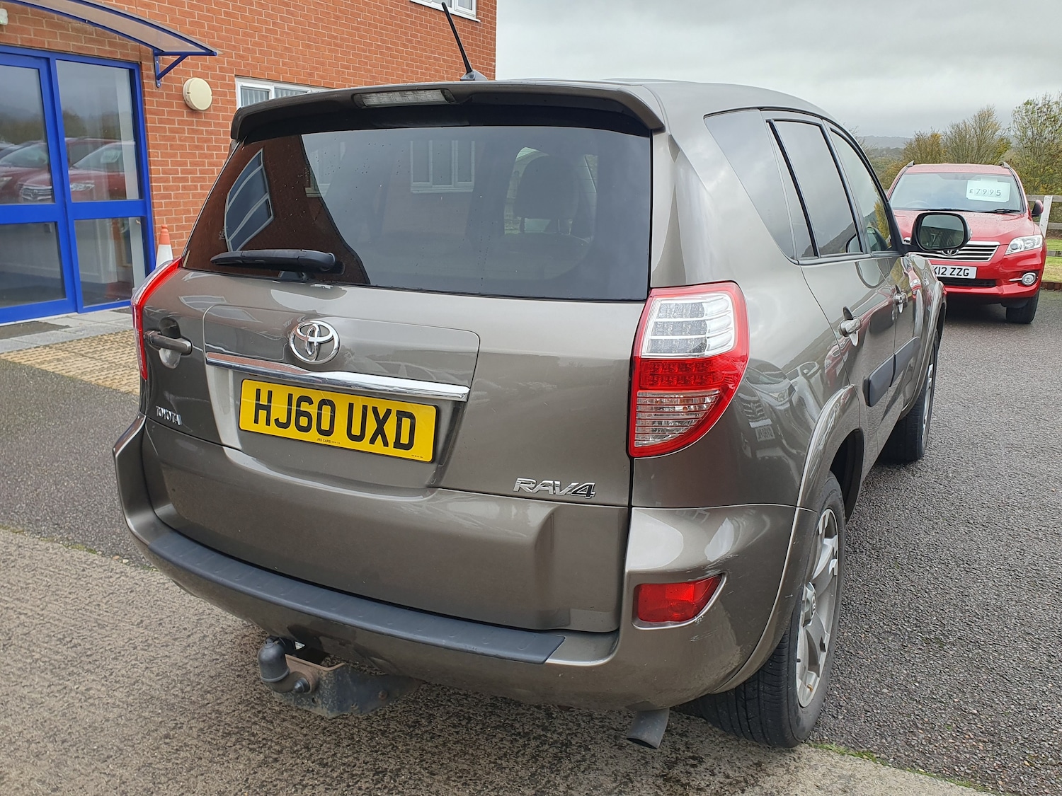 Used Toyota RAV4 2010 for sale - 76422608: Photo 5