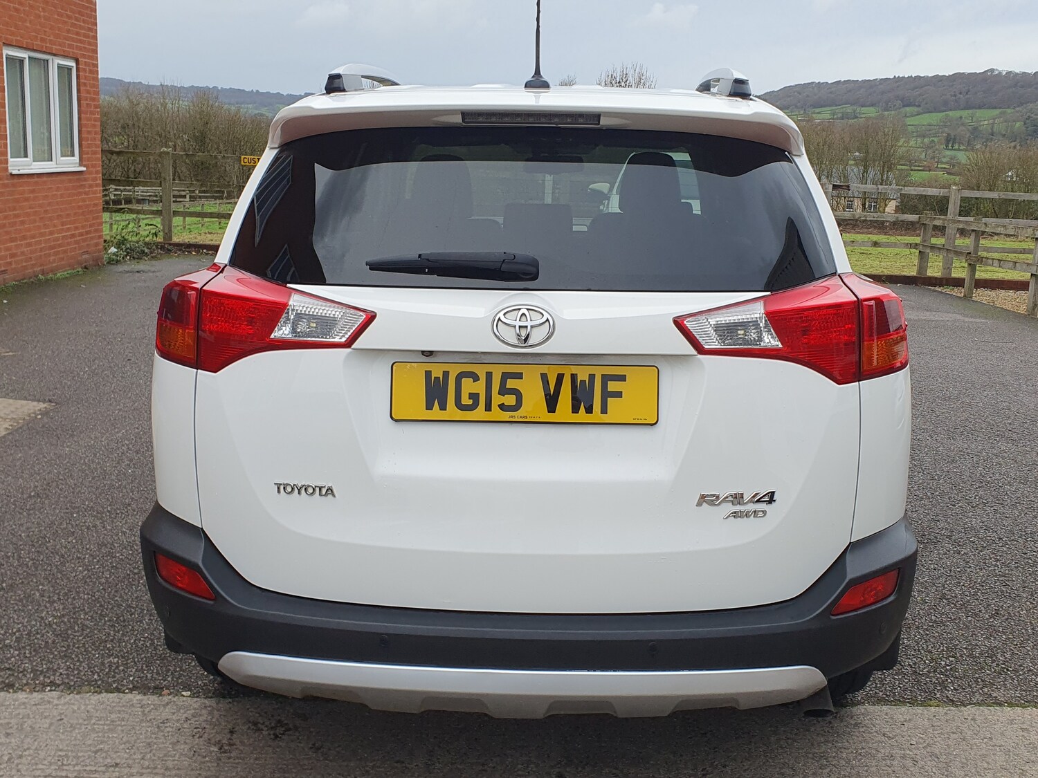 Used Toyota RAV4 2015 for sale - 76830841: Photo 10