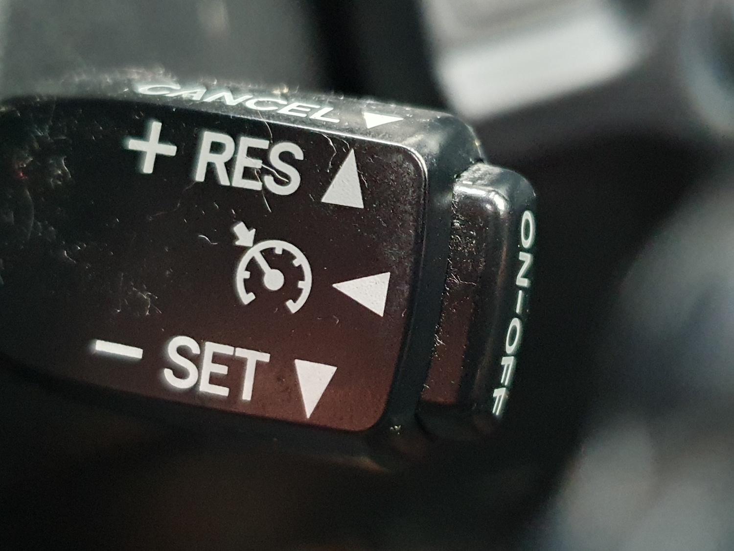 Used Toyota RAV4 2015 for sale - 76830841: Photo 29