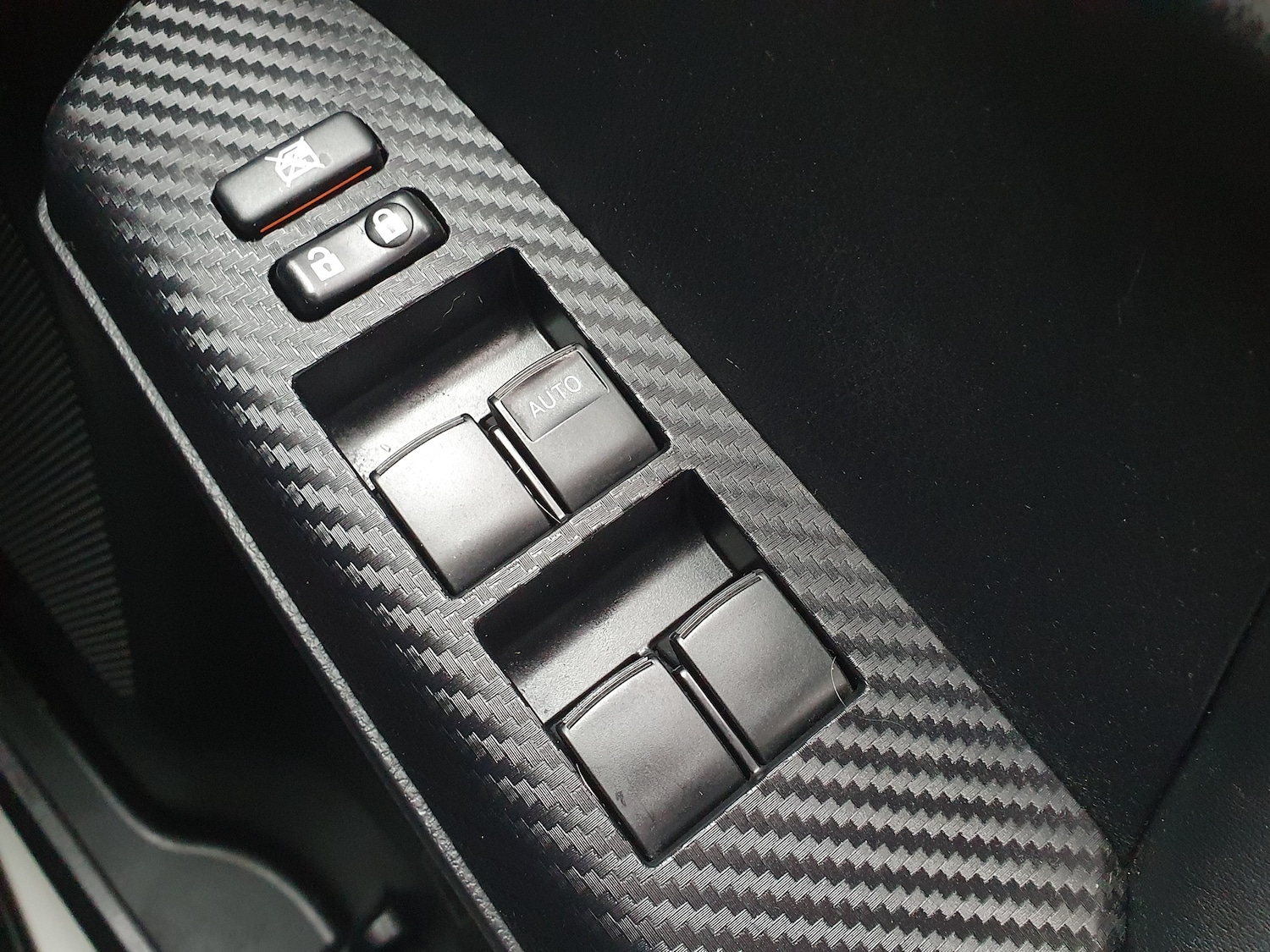 Used Toyota RAV4 2015 for sale - 76830841: Photo 31