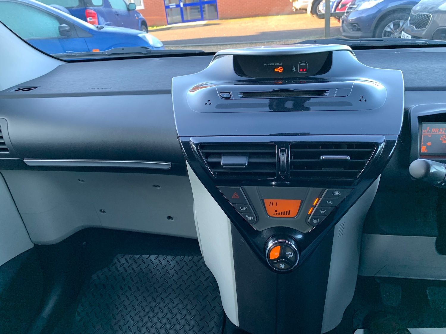 Used Toyota IQ 2012 for sale - 76798634: Photo 14