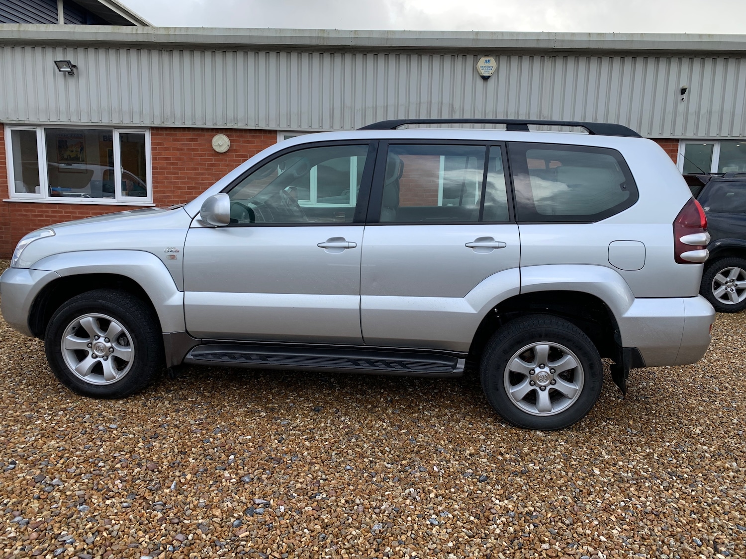 Used Toyota Land Cruiser 2005 for sale - 77460449: Photo 11
