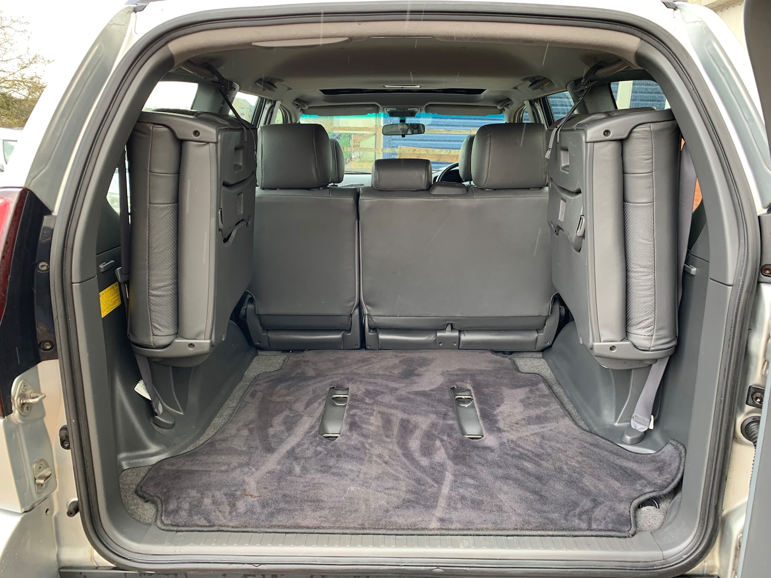 Used Toyota Land Cruiser 2005 for sale - 77460449: Photo 24