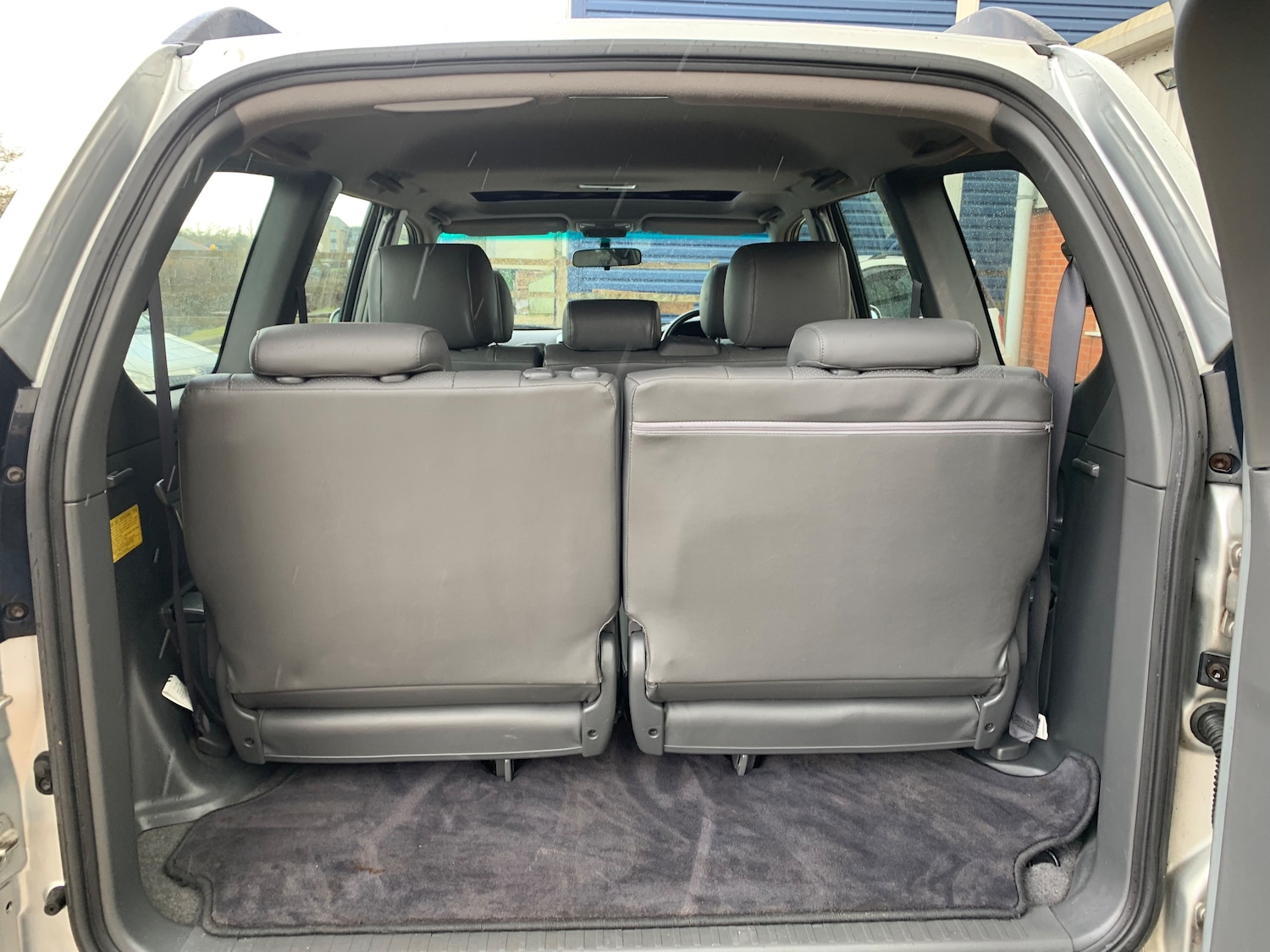 Used Toyota Land Cruiser 2005 for sale - 77460449: Photo 26