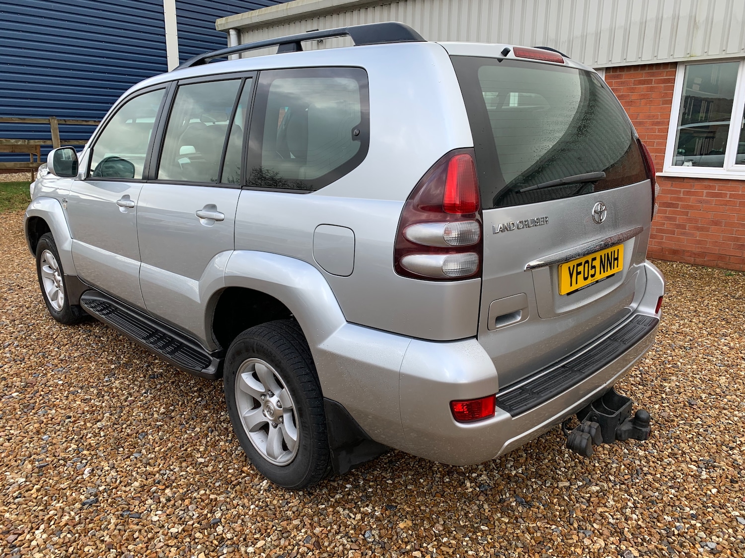 Used Toyota Land Cruiser 2005 for sale - 77460449: Photo 9