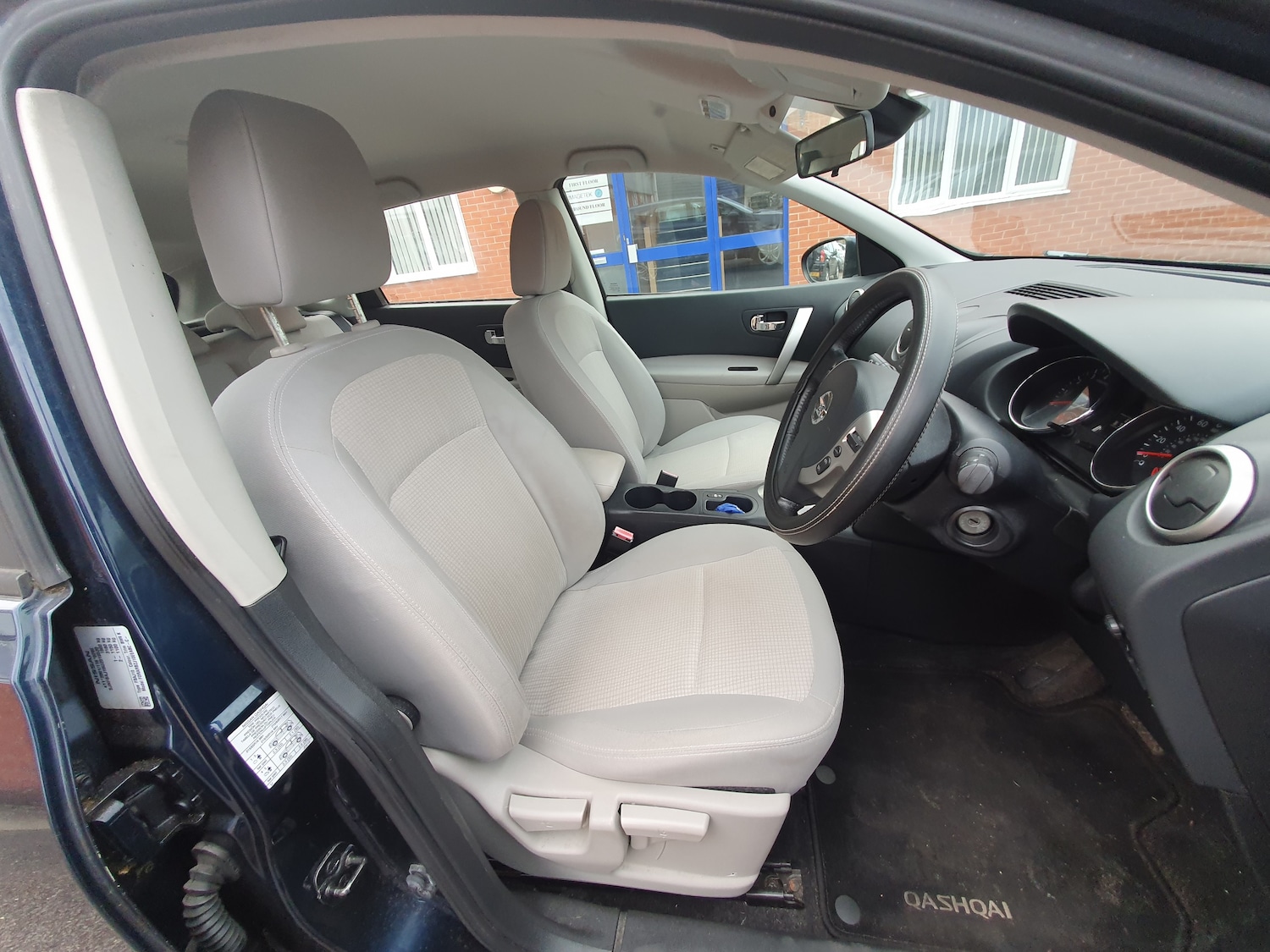 Used Nissan Qashqai 2012 for sale - 76480821: Photo 15