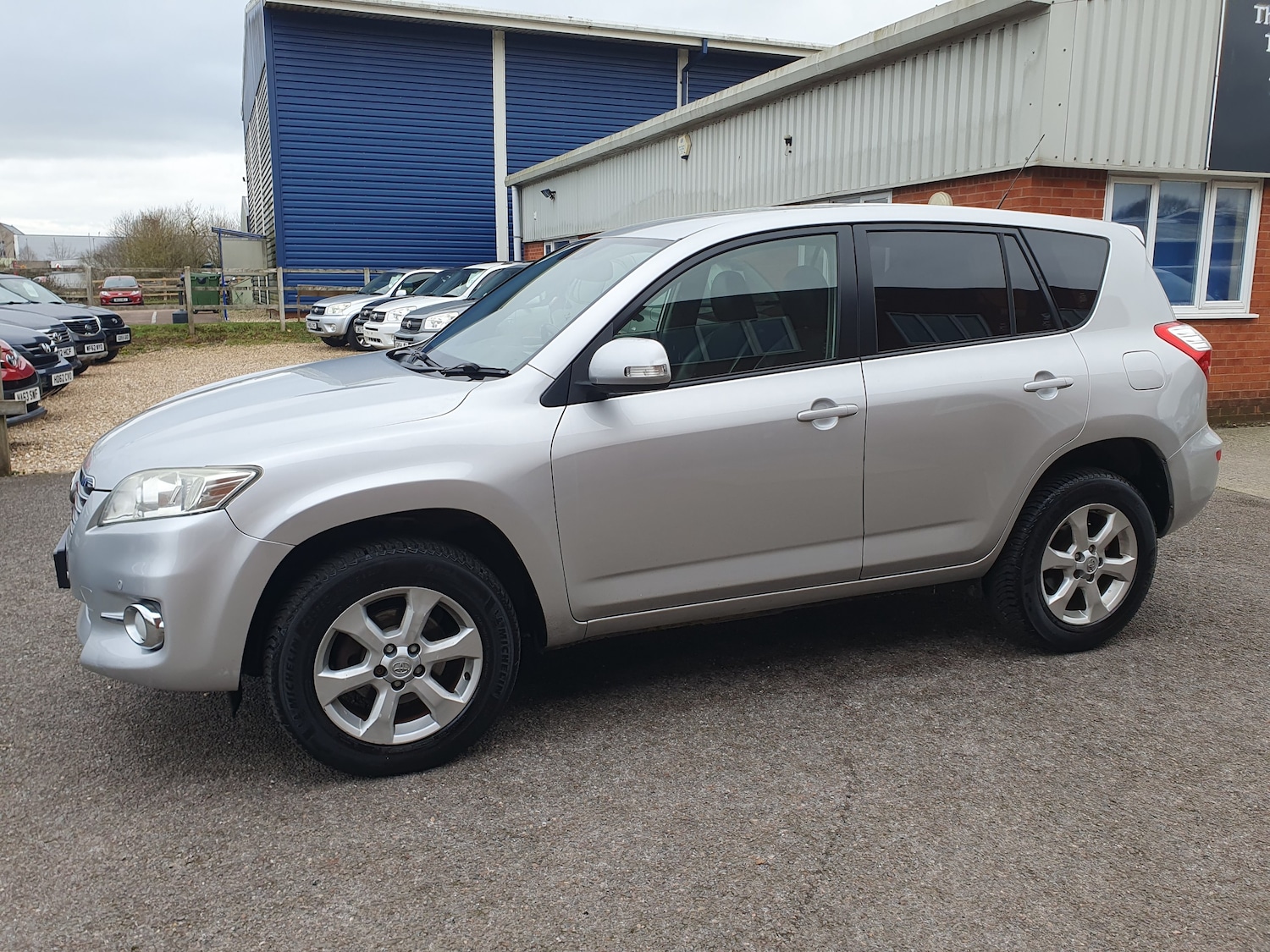 Used Toyota RAV4 2010 for sale - 77779490: Photo 12