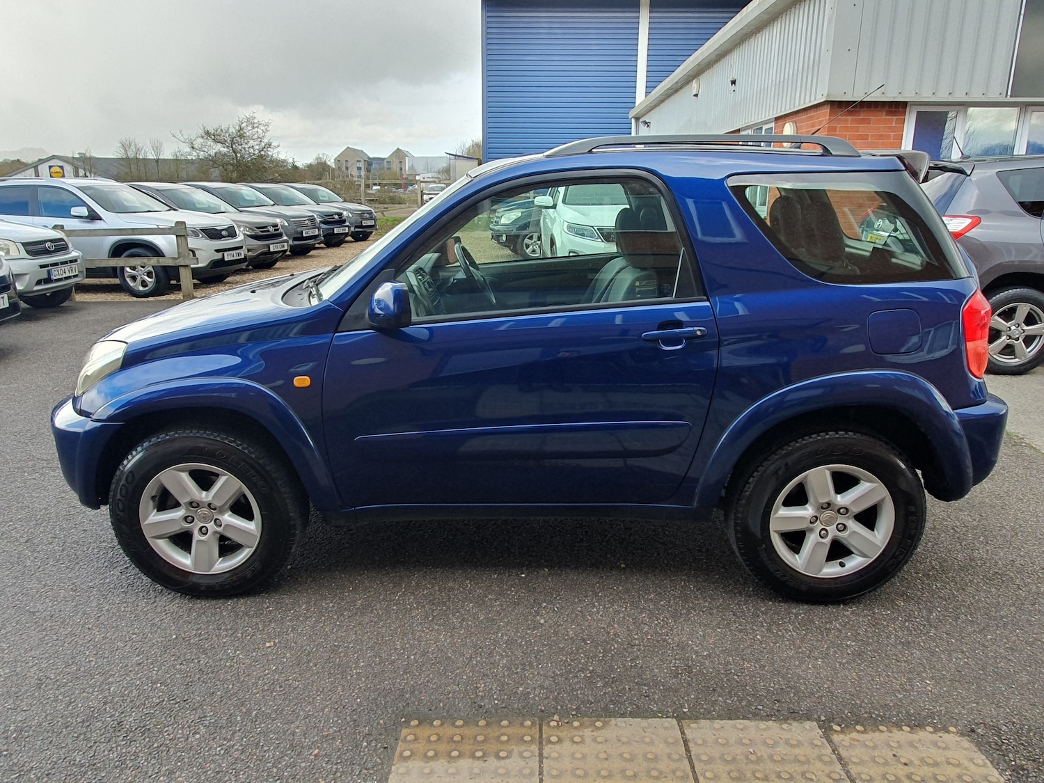 Used Toyota RAV4 2003 for sale - 77878719: Photo 14