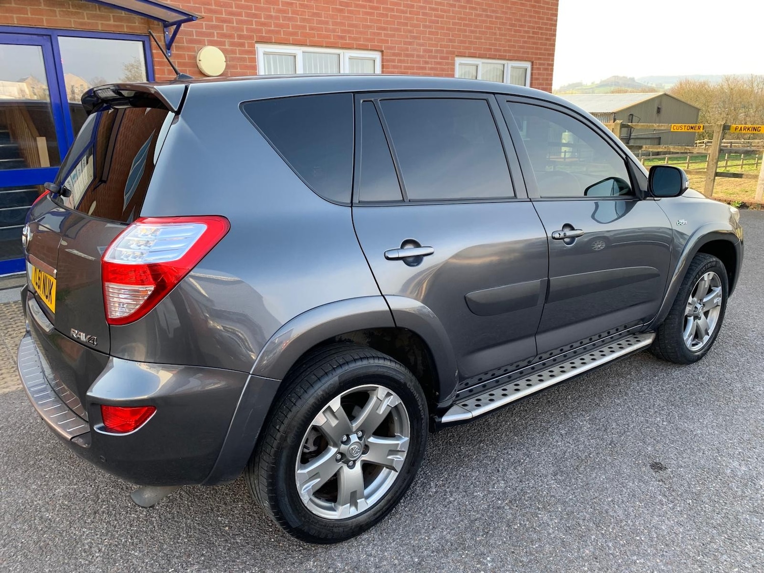 Used Toyota RAV4 2016 for sale - 77962416: Photo 6