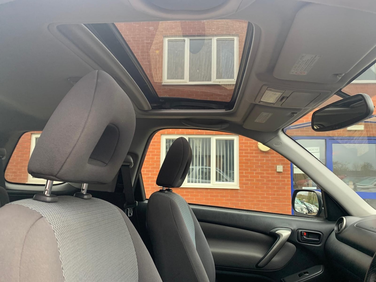 Used Toyota RAV4 2005 for sale - 76574922: Photo 28