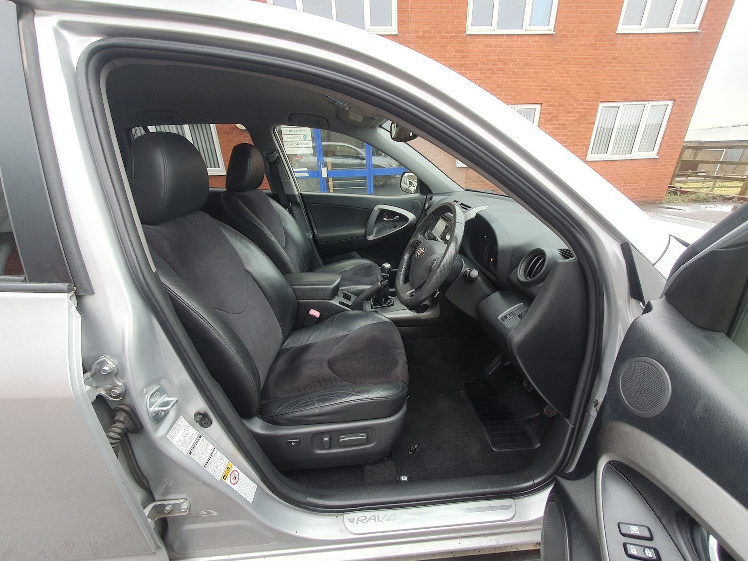 Used Toyota RAV4 2012 for sale - 77307726: Photo 40