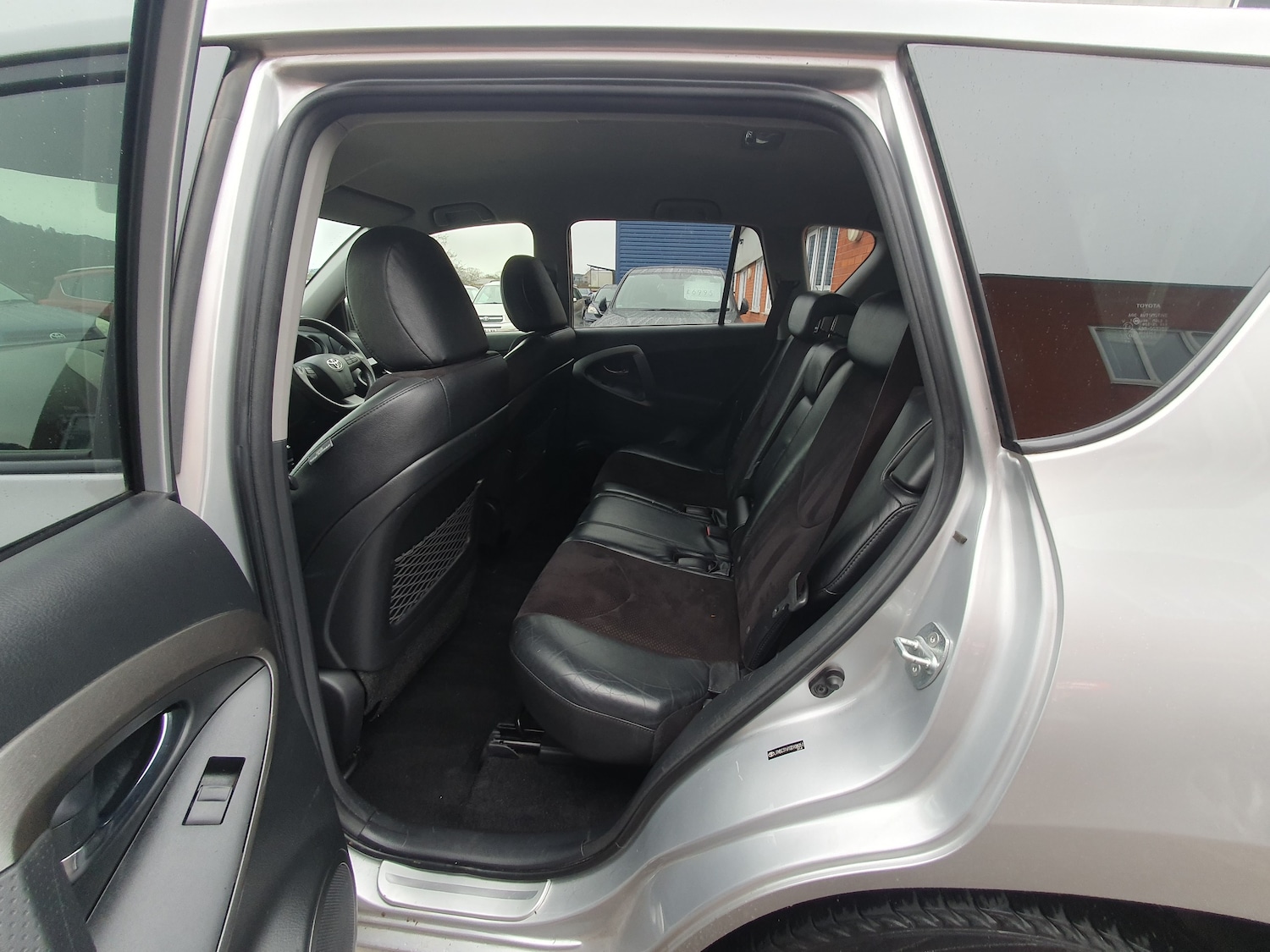 Used Toyota RAV4 2012 for sale - 77307726: Photo 43