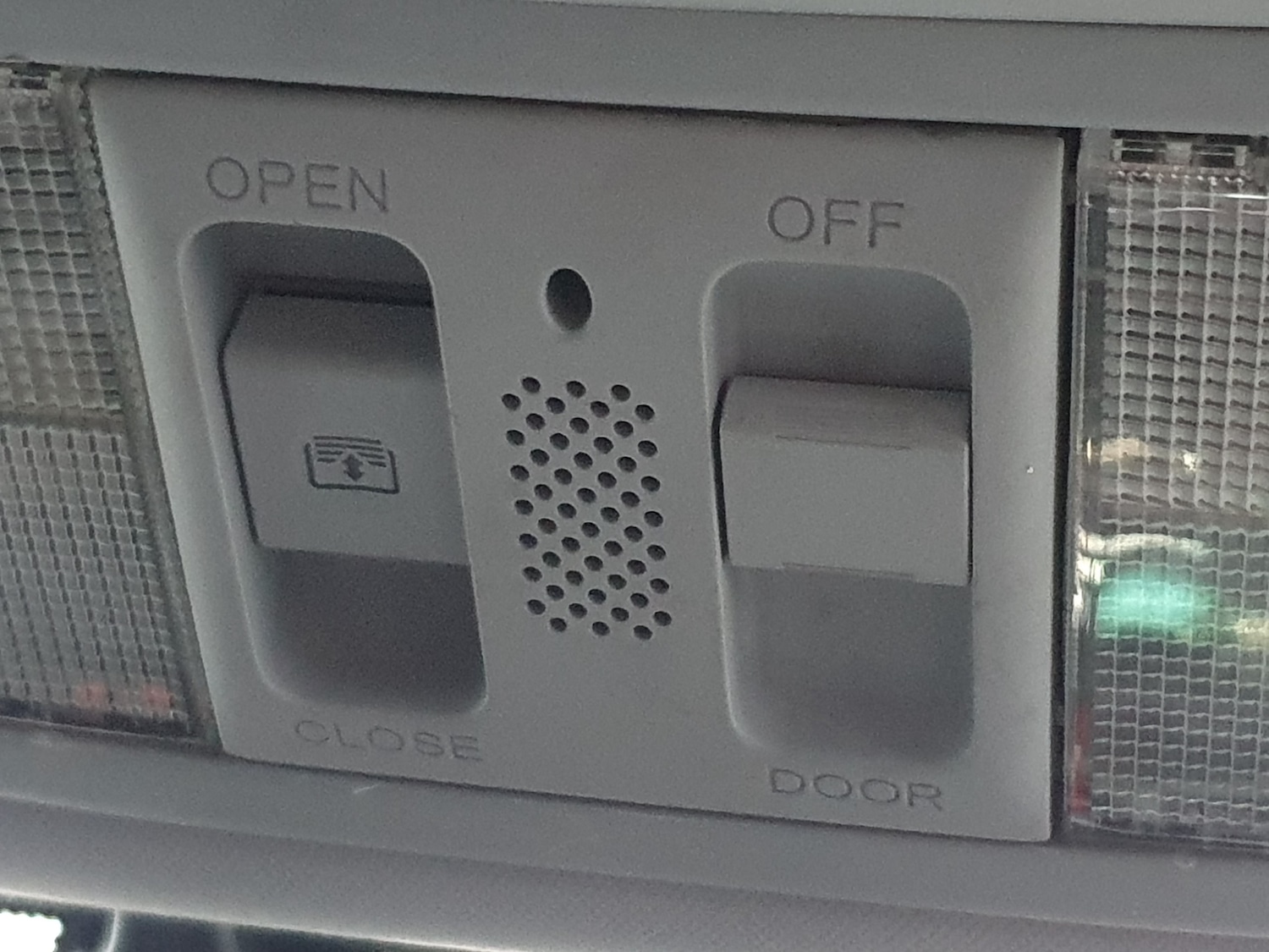 Used Honda CR-V 2010 for sale - 77226123: Photo 19