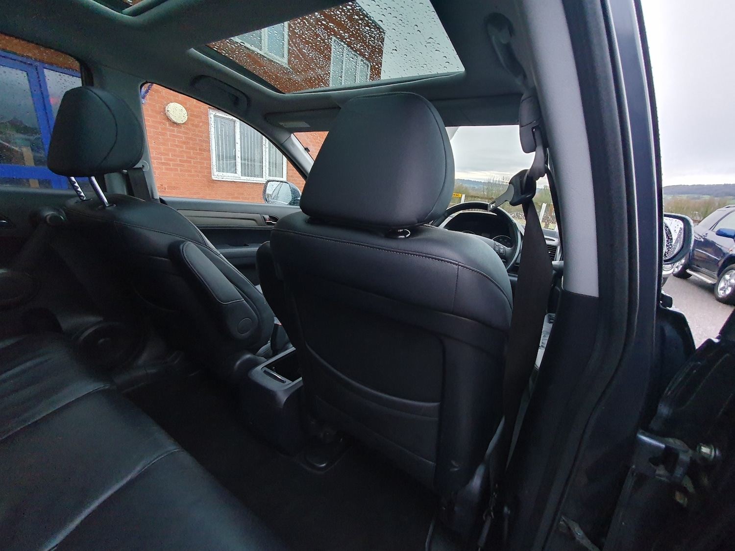 Used Honda CR-V 2010 for sale - 77226123: Photo 40