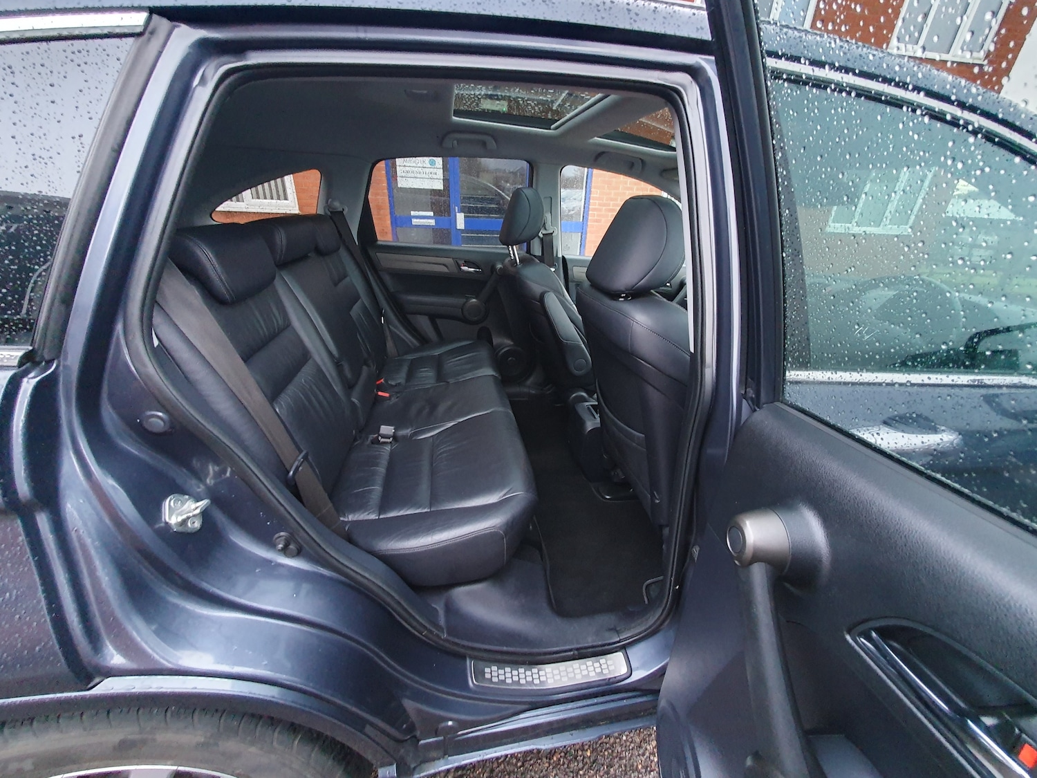 Used Honda CR-V 2010 for sale - 77226123: Photo 42