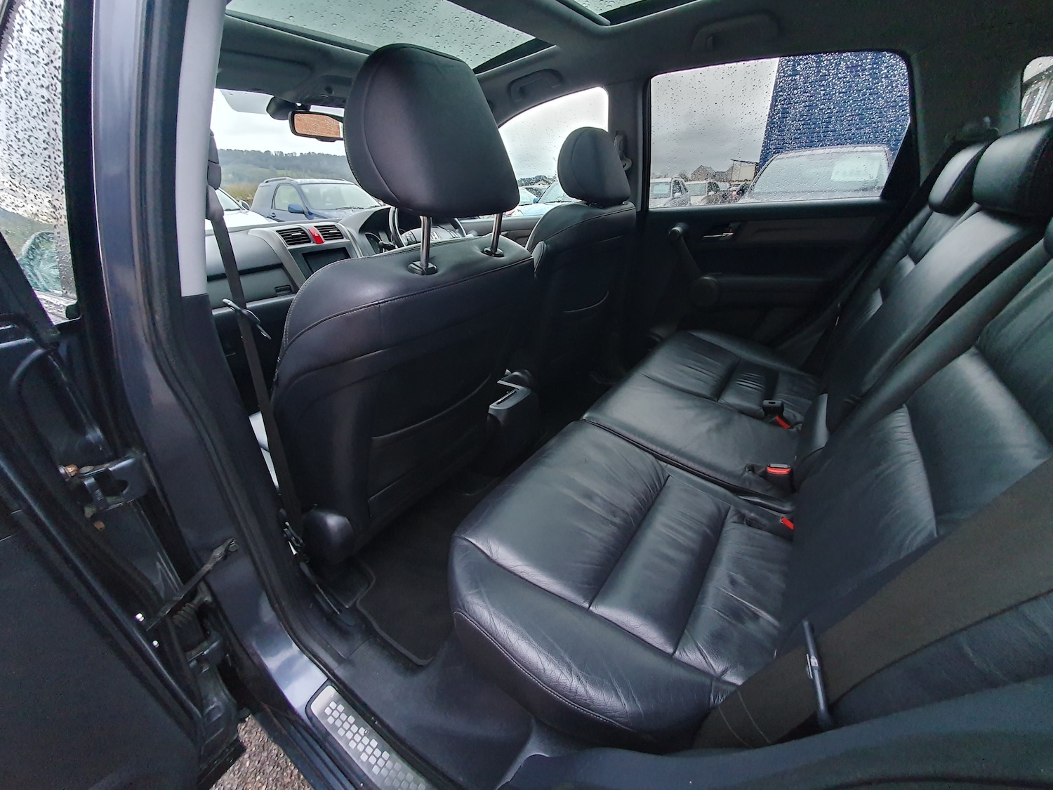 Used Honda CR-V 2010 for sale - 77226123: Photo 46