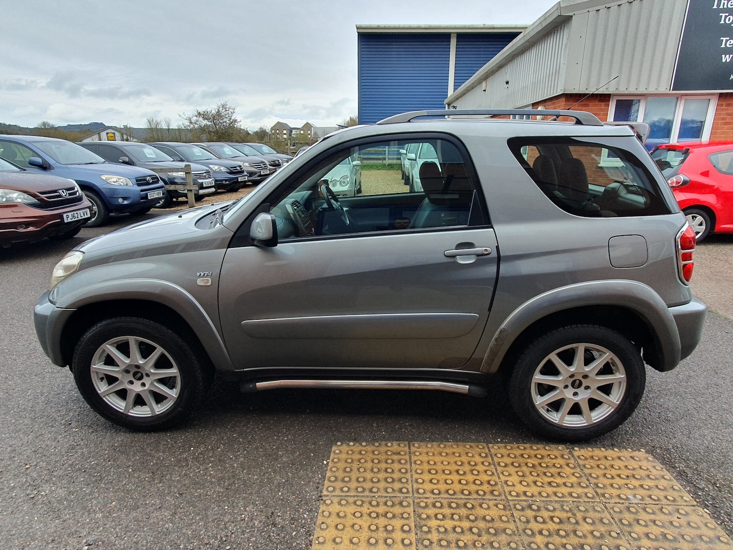 Used Toyota RAV4 2004 for sale - 78059910: Photo 11