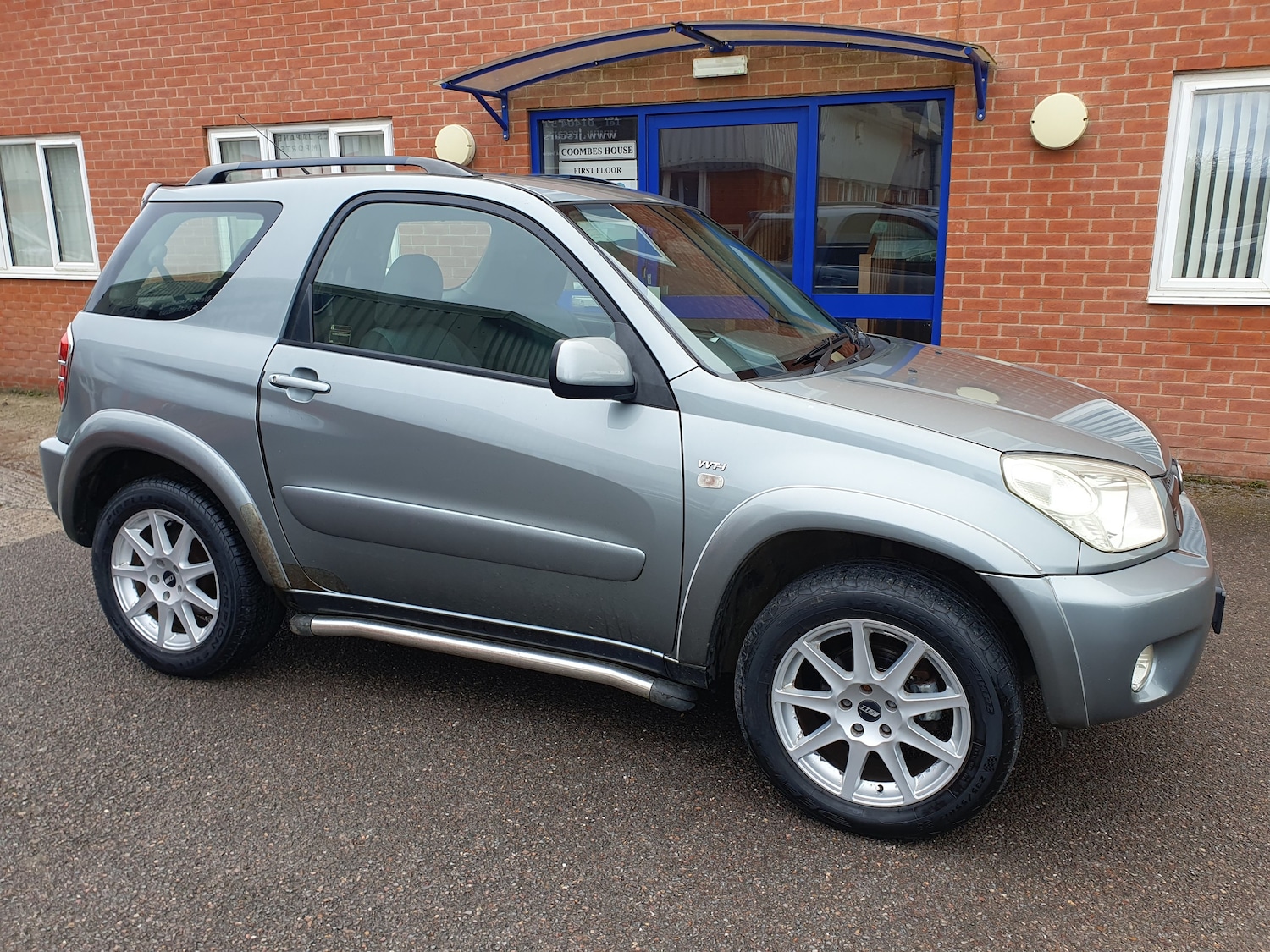 Used Toyota RAV4 2004 for sale - 78059910: Photo 4