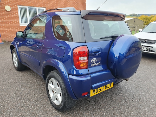 Used Toyota RAV4 2004 for sale - 76328862: Photo 11