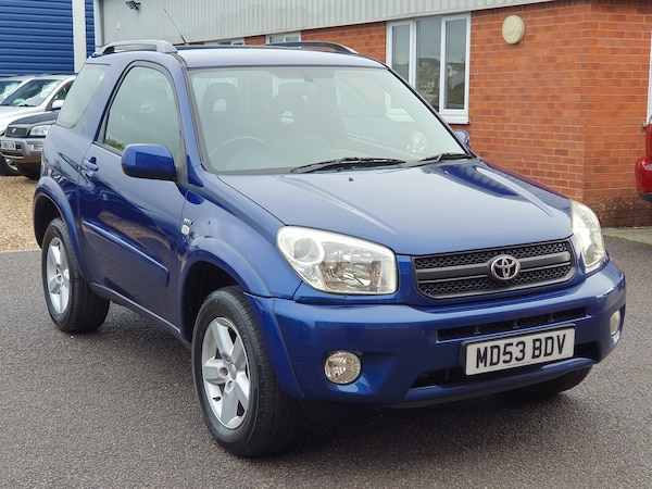 Used Toyota RAV4 2004 for sale - 76328862: Photo 1