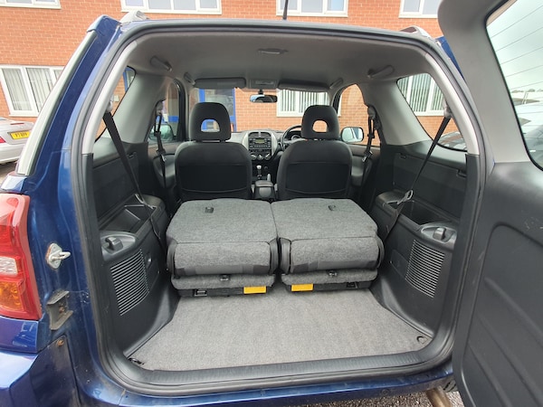 Used Toyota RAV4 2004 for sale - 76328862: Photo 21