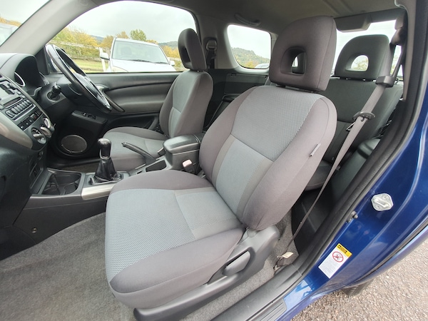 Used Toyota RAV4 2004 for sale - 76328862: Photo 24