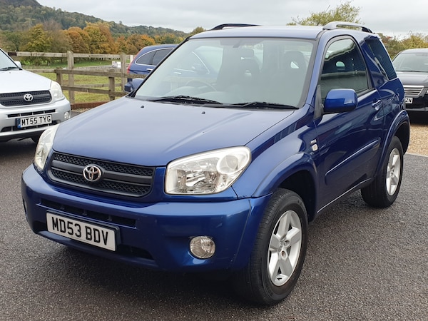 Used Toyota RAV4 2004 for sale - 76328862: Photo 4