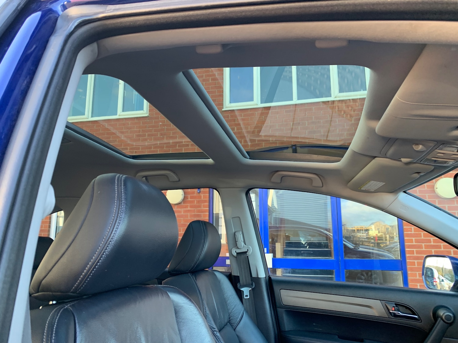 Used Honda CR-V 2011 for sale - 77002033: Photo 16