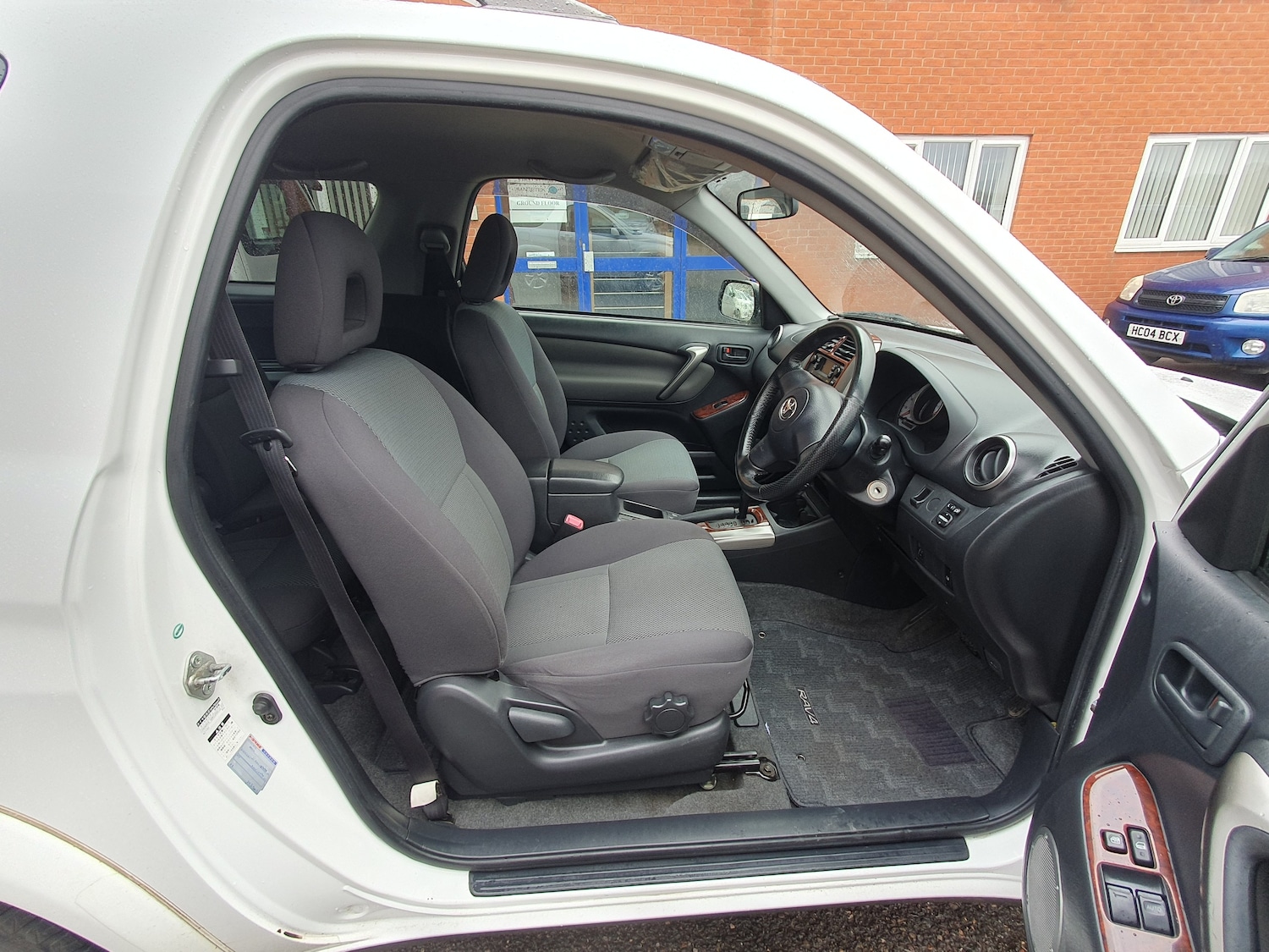 Used Toyota RAV4 for sale - 77171437: Photo 35