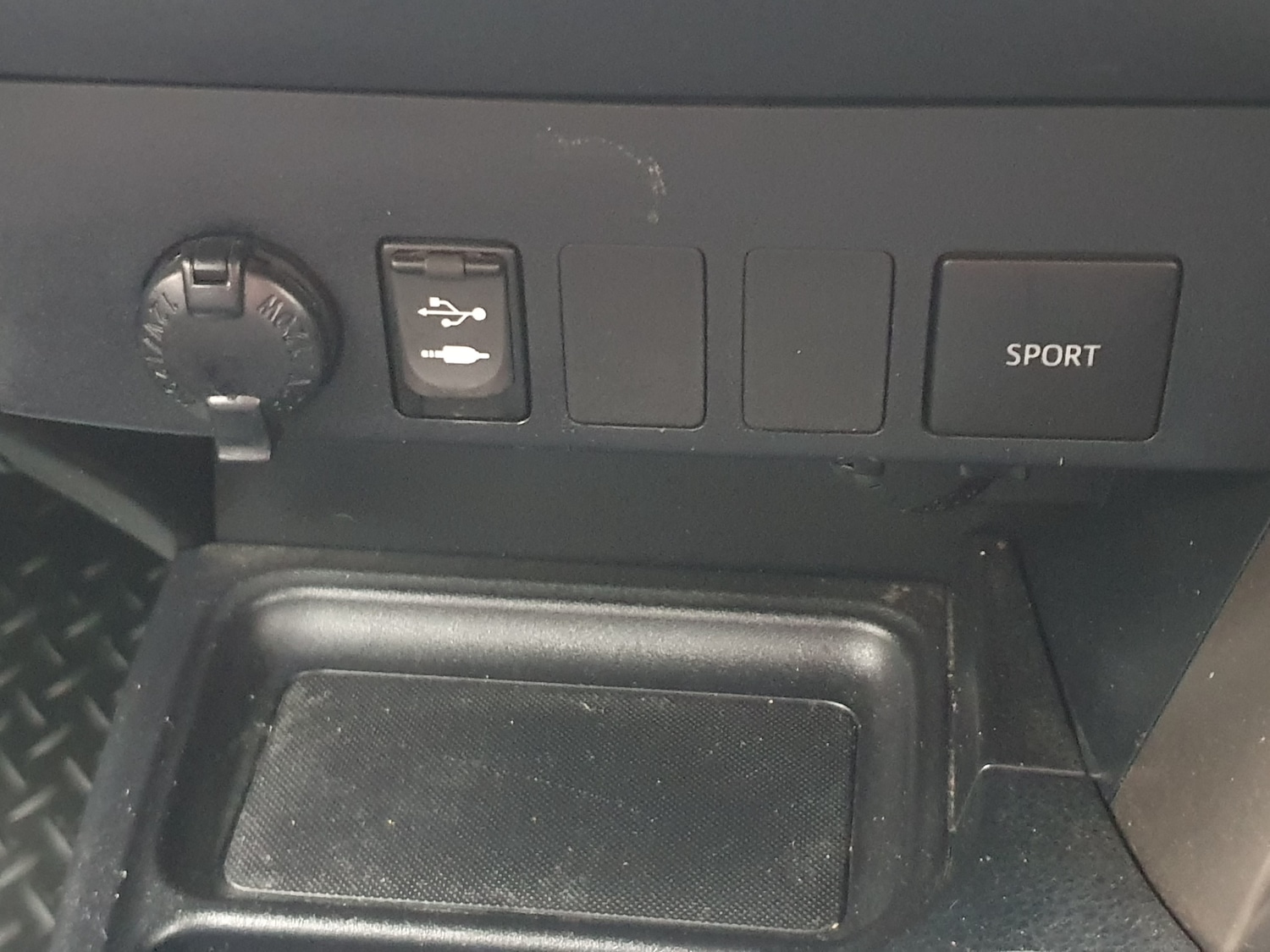 Used Toyota RAV4 2013 for sale - 76836558: Photo 37