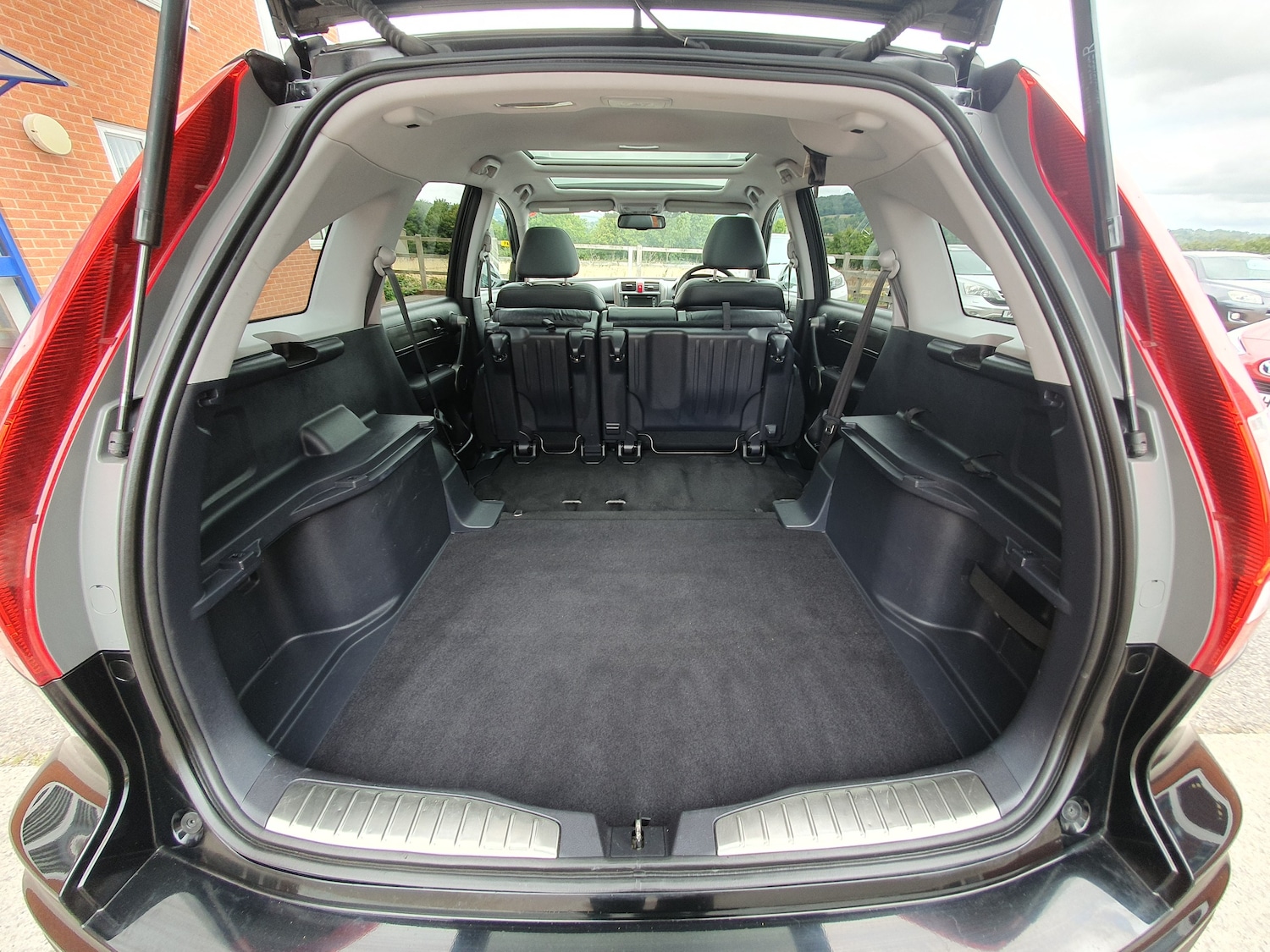 Vehicle 28