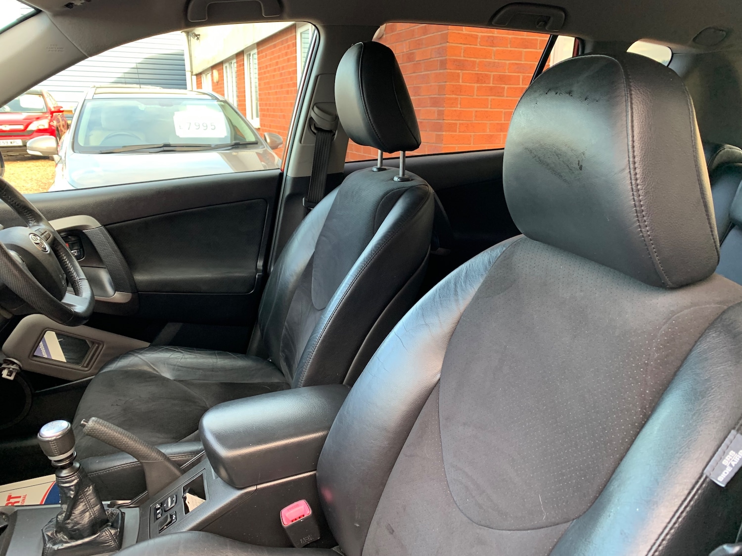 Used Toyota RAV4 2012 for sale - 76391920: Photo 14