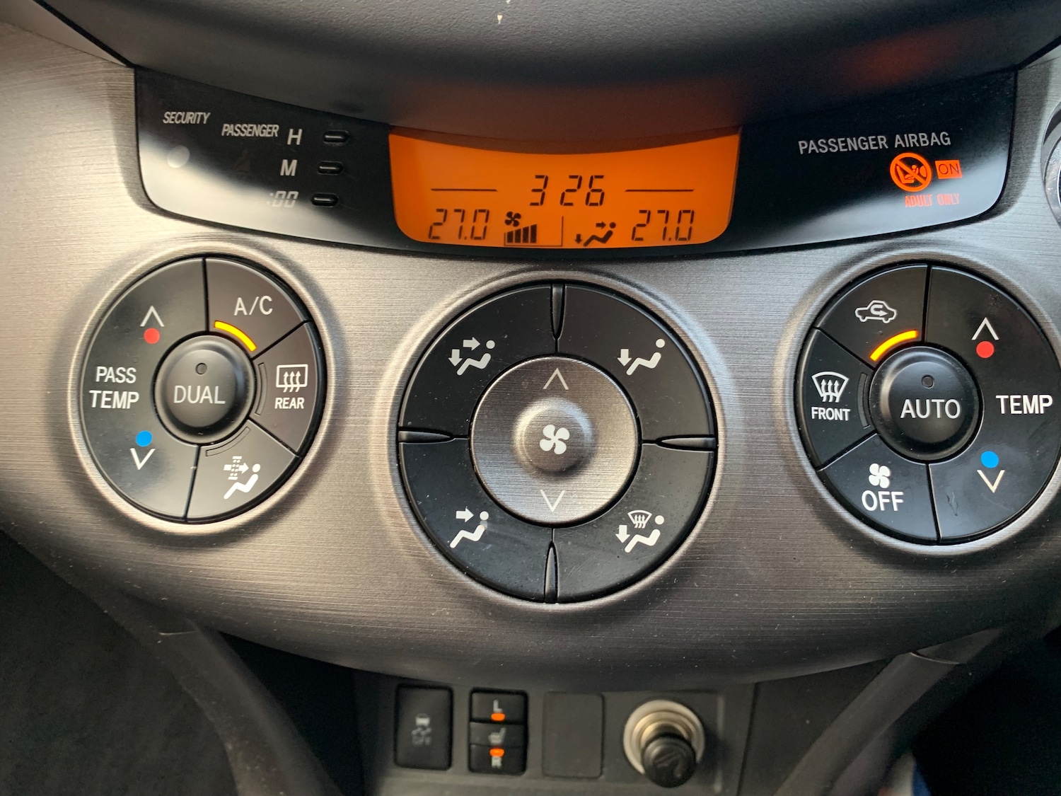 Used Toyota RAV4 2012 for sale - 76391920: Photo 20