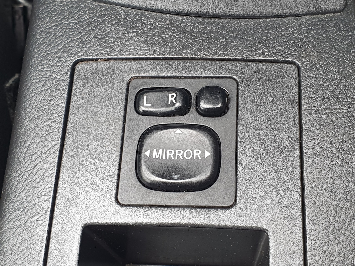 Used Toyota RAV4 2007 for sale - 77960042: Photo 33