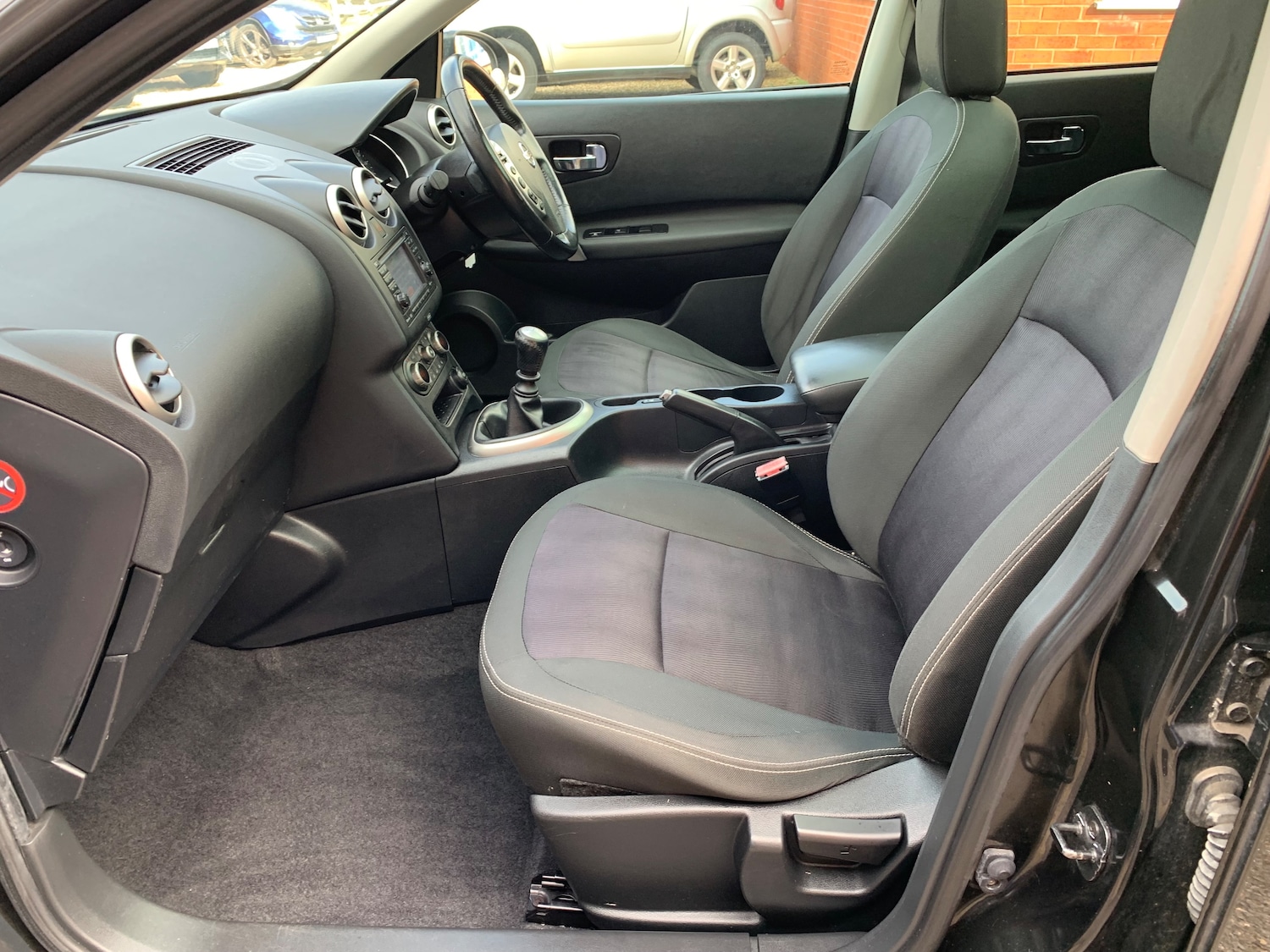 Used Nissan Qashqai 2012 for sale - 77764252: Photo 11