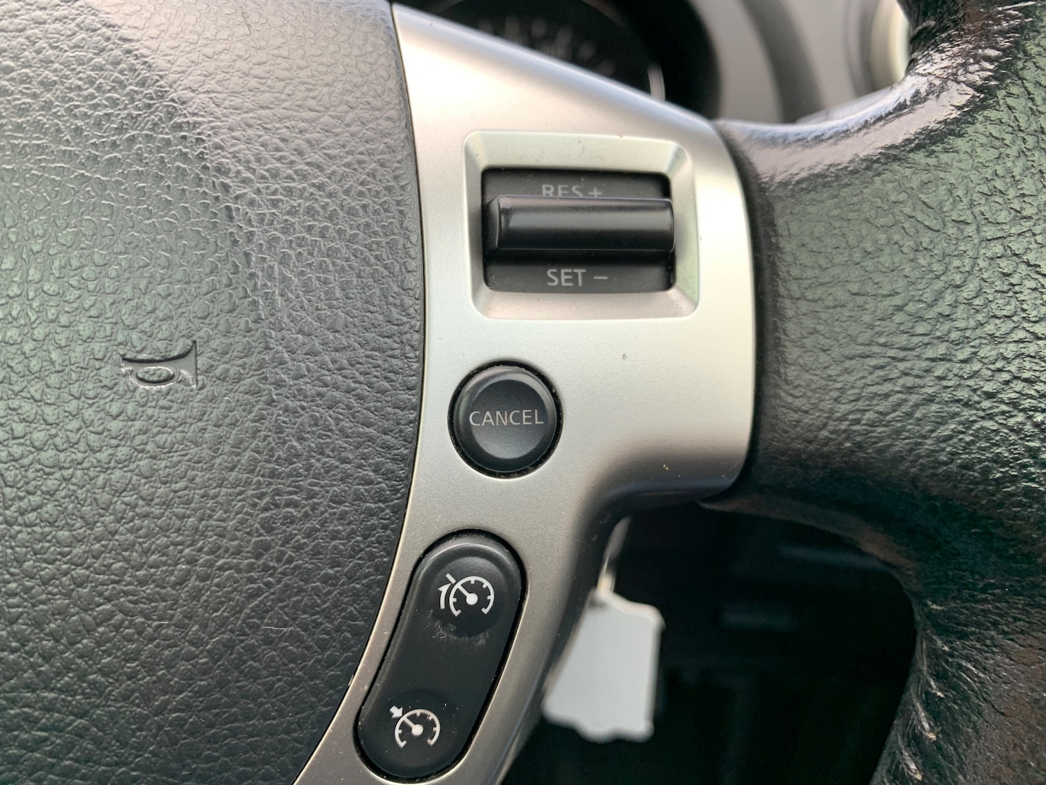 Used Nissan Qashqai 2012 for sale - 77764252: Photo 20