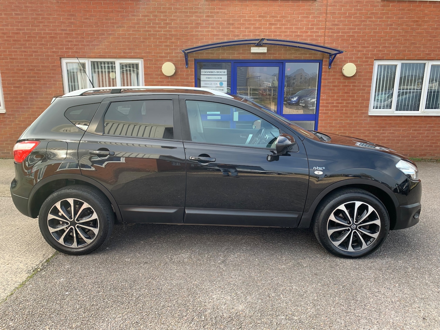 Used Nissan Qashqai 2012 for sale - 77764252: Photo 3