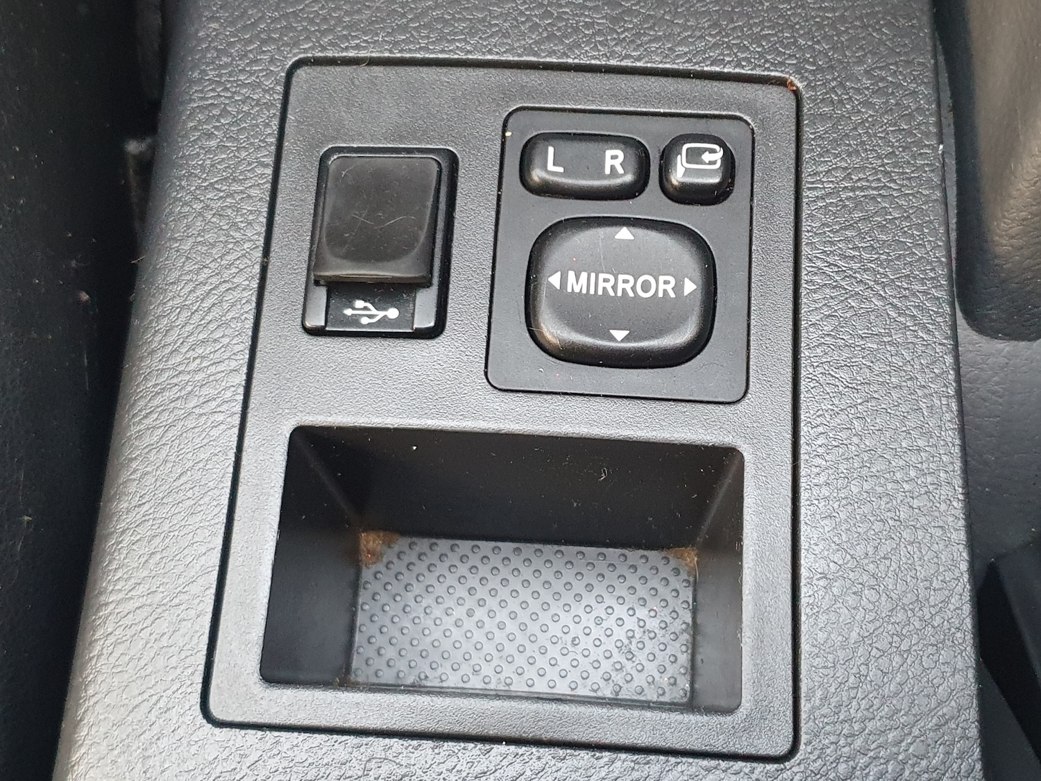 Used Toyota RAV4 2012 for sale - 77319688: Photo 39