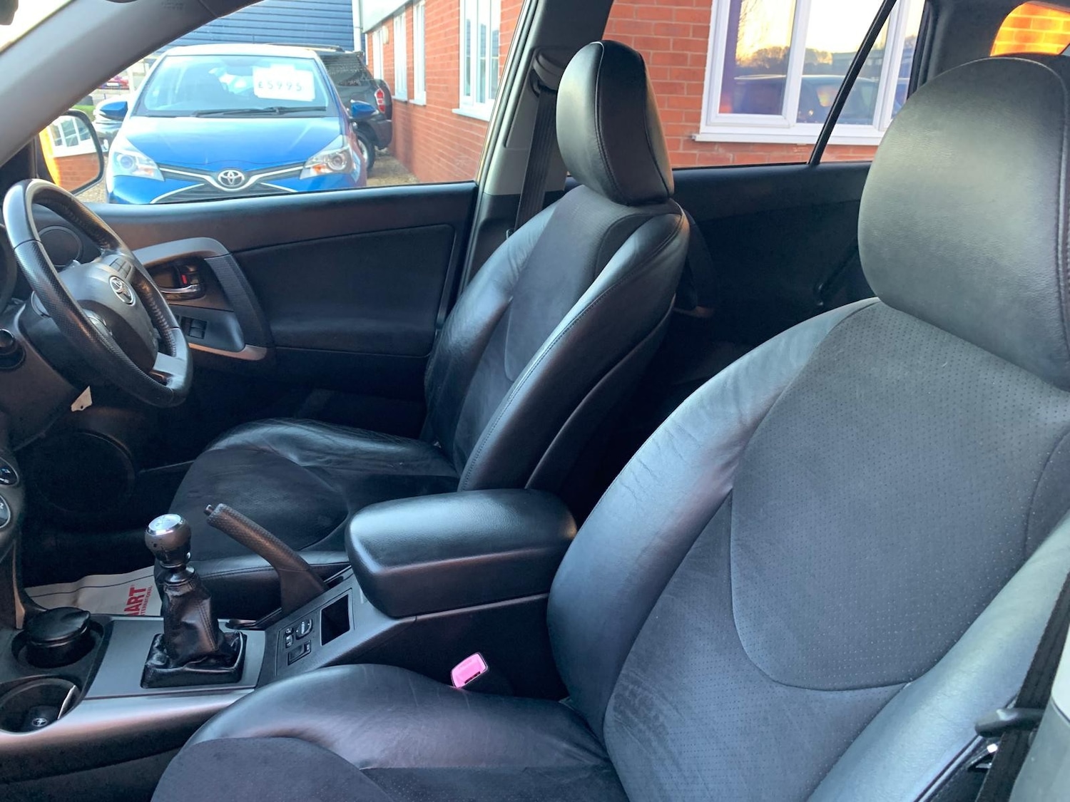 Used Toyota RAV4 2010 for sale - 76638014: Photo 22