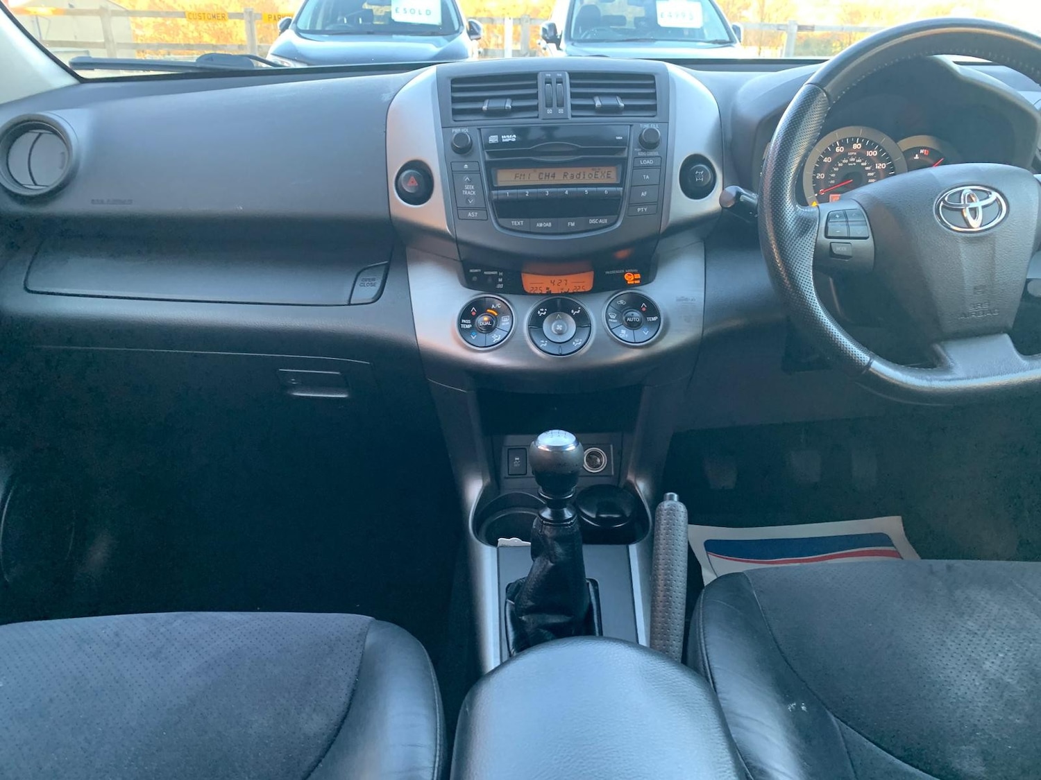 Used Toyota RAV4 2010 for sale - 76638014: Photo 24